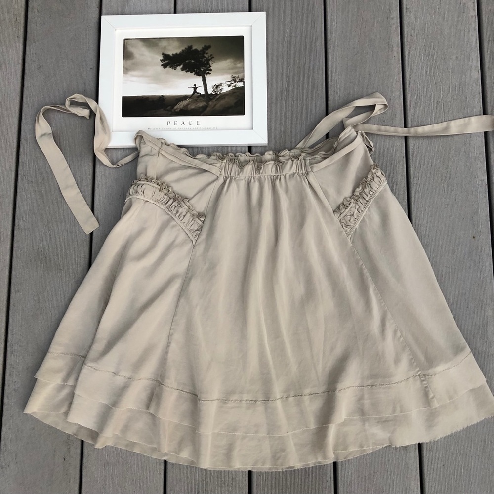 BCBGMAXAZRIA silk skirt  size M